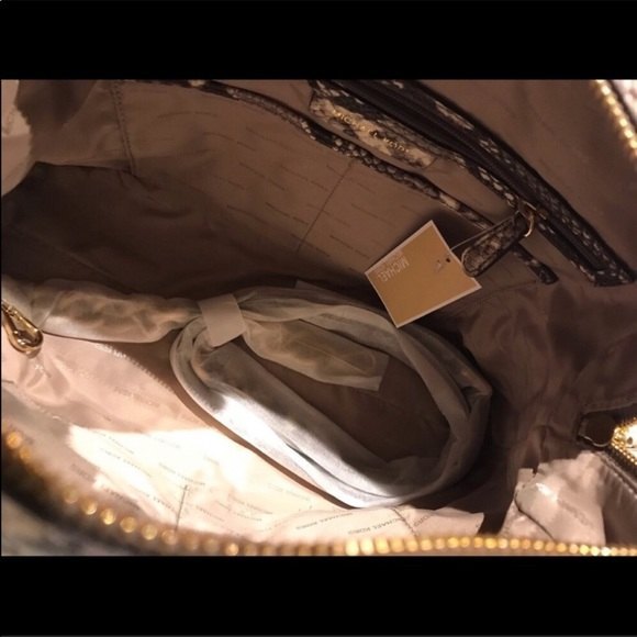 Michael Kors Astor Studded Leather Large Satchel Bag Snakeskin - Picture 9 of 9